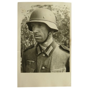 Wehrmacht pioneer in helmet.. Espenlaub militaria